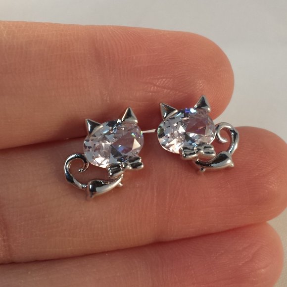18K White Gold Filled Cat Diamond Zircon Stud Earrings 1.21ctw ea Party Gift - Picture 1 of 6
